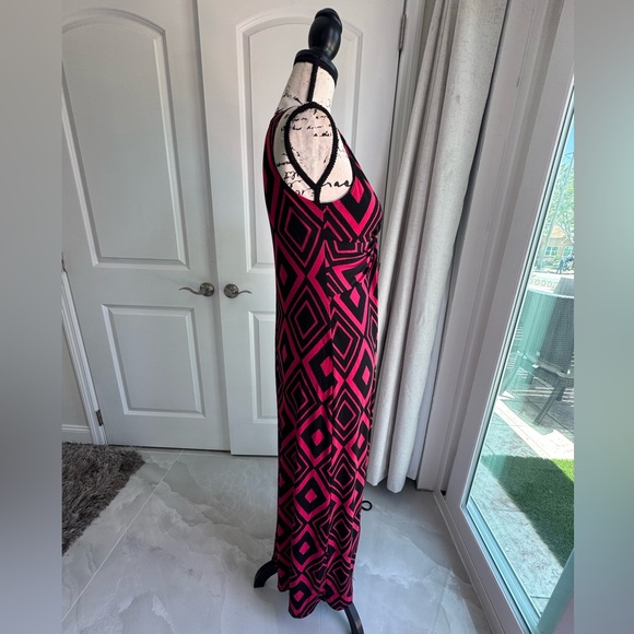 NY collection Elegant red and Black Geometric Dress - Picture 3 of 5